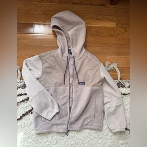 Women’s Patagonia jacket